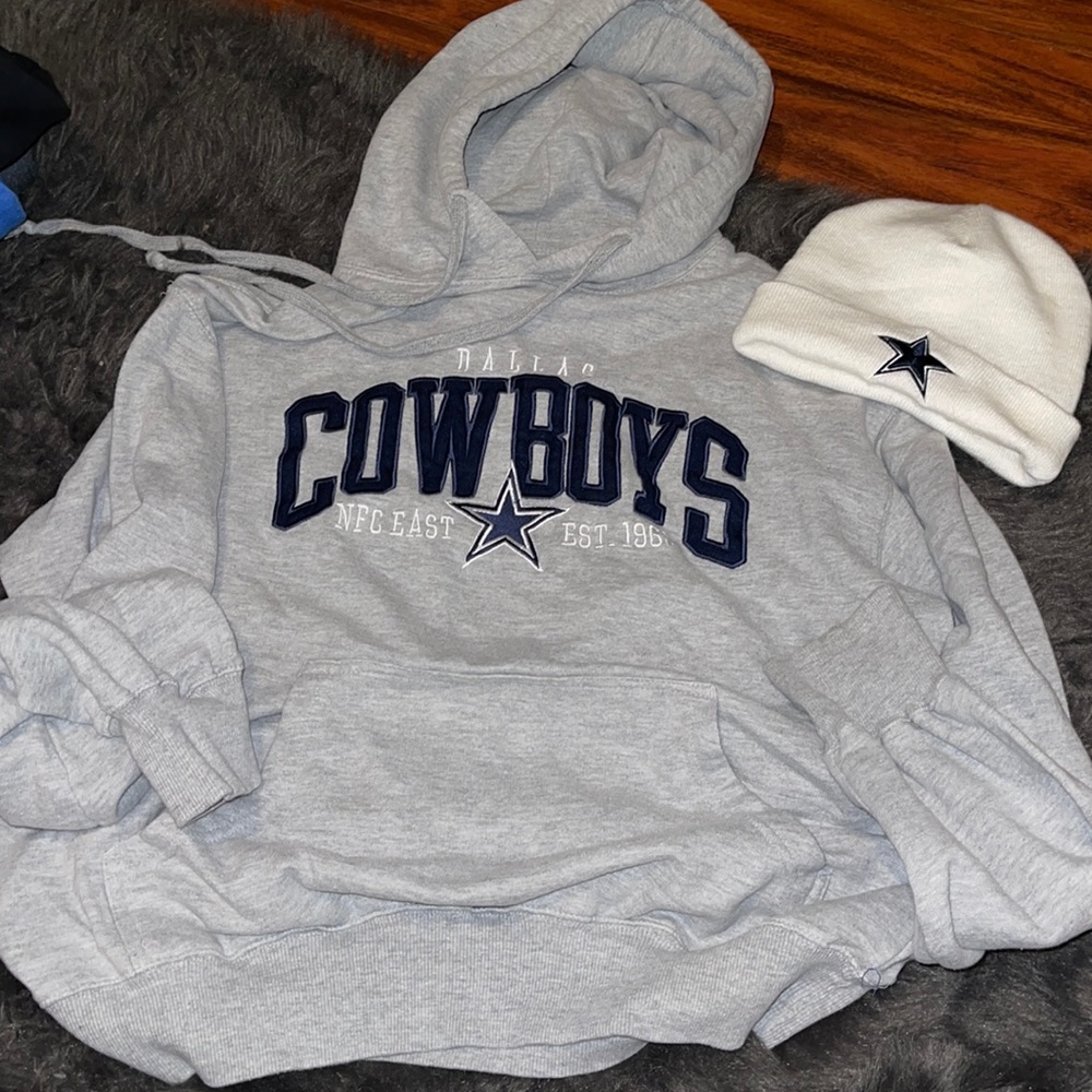 Dallas Cowboy Hoodie and Beanie